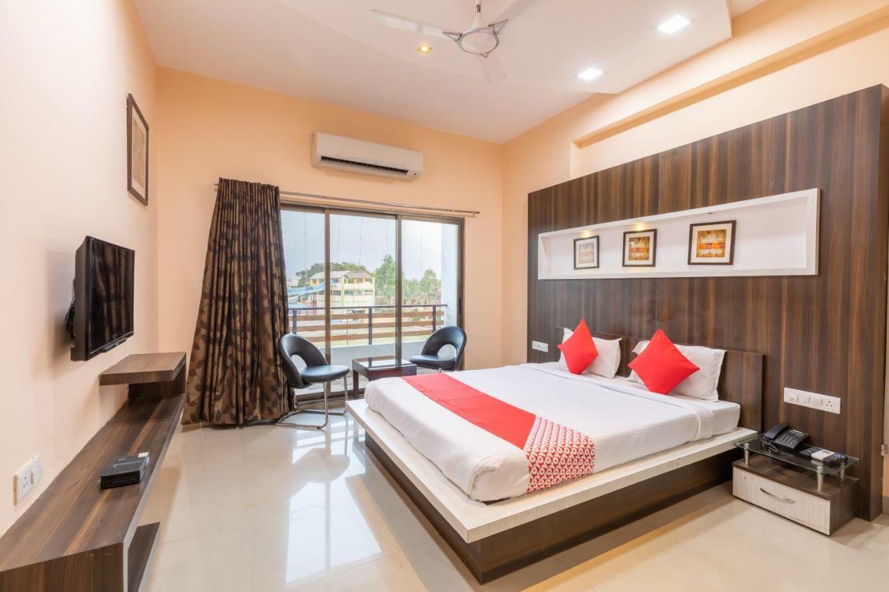 Oyo 42910 Hotel Rudra Palace Ratlām Εξωτερικό φωτογραφία