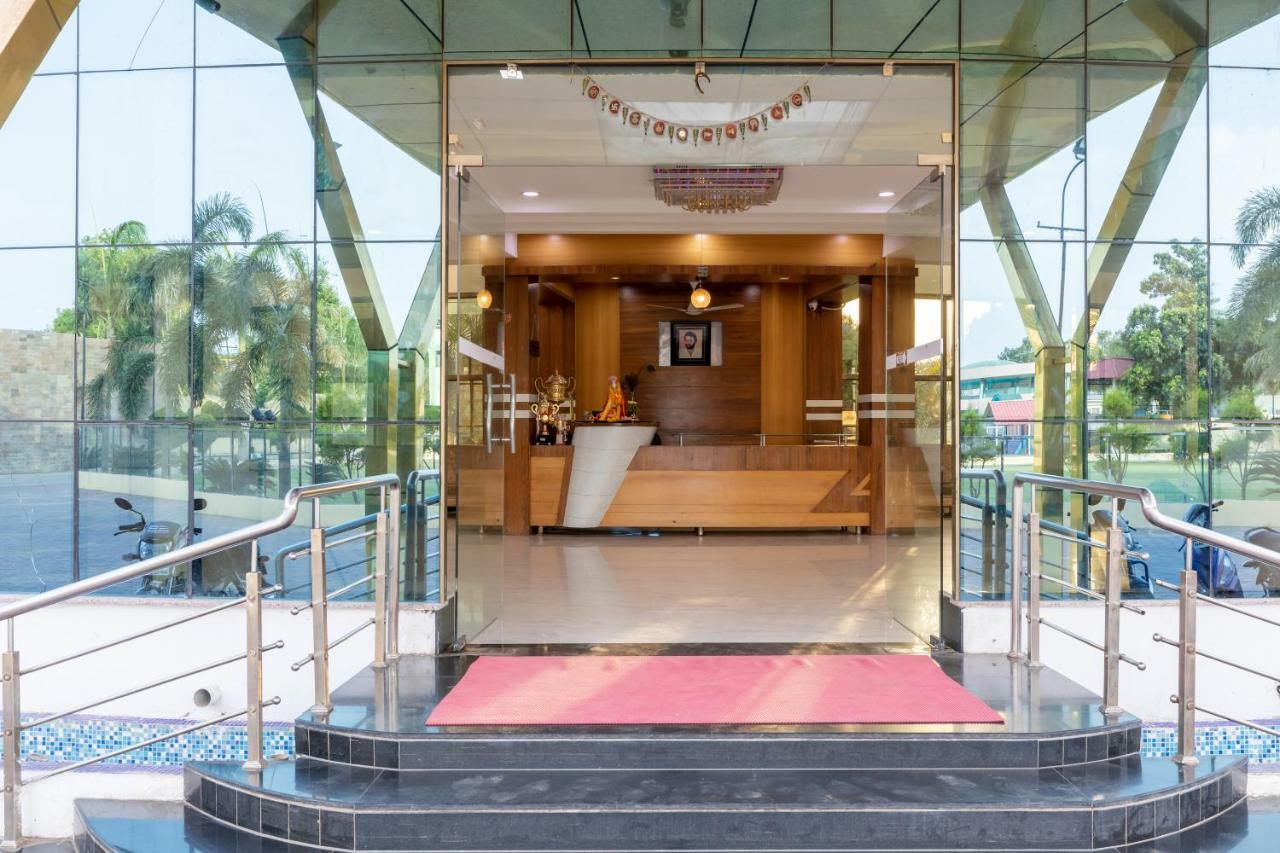 Oyo 42910 Hotel Rudra Palace Ratlām Εξωτερικό φωτογραφία